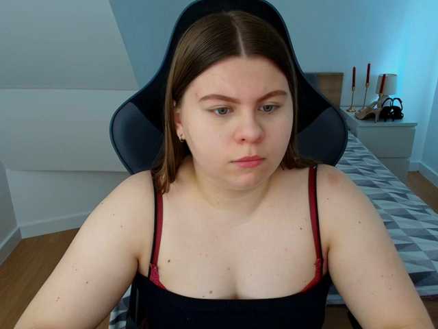 AbbyMint live cam on BongaCams