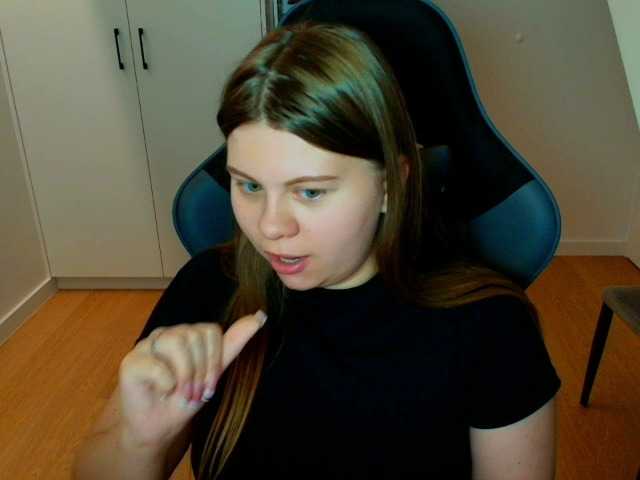 AbbyMint live cam on BongaCams