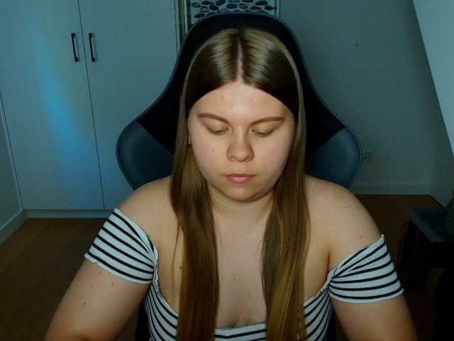 AbbyMint live cam on BongaCams
