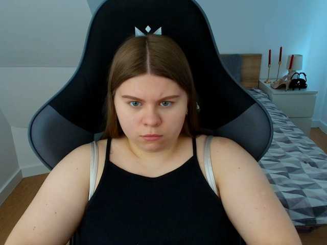 AbbyMint live cam on BongaCams