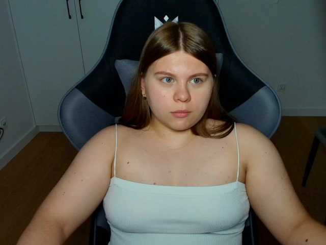 AbbyMint live cam on BongaCams
