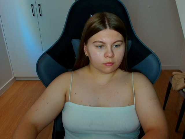 AbbyMint live cam on BongaCams