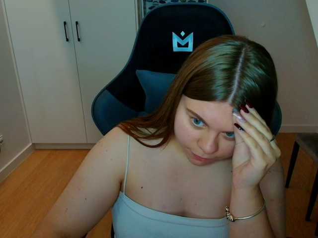 AbbyMint live cam on BongaCams