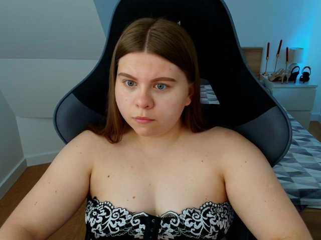AbbyMint live cam on BongaCams