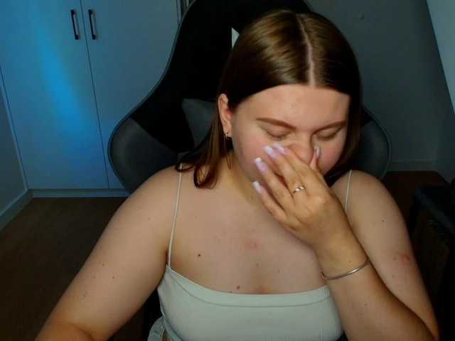 AbbyMint live webcam show