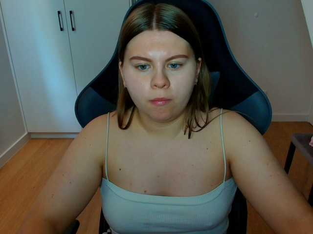 AbbyMint live cam on BongaCams