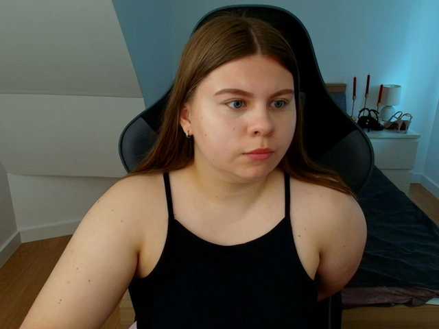 AbbyMint live cam on BongaCams
