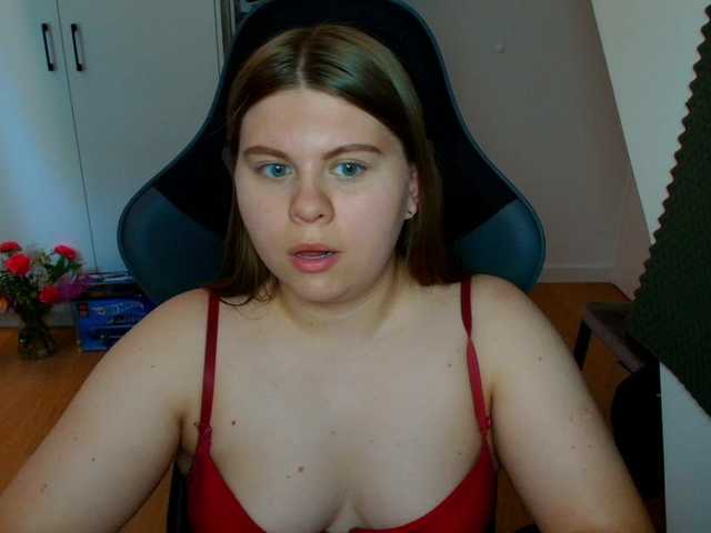 AbbyMint live cam on BongaCams