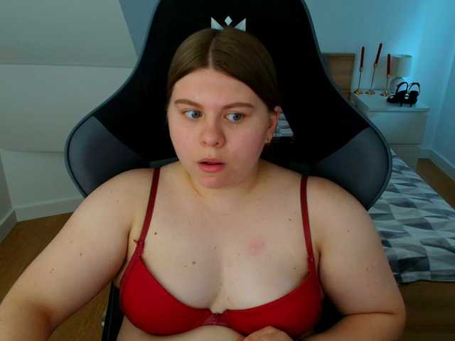 AbbyMint live cam on BongaCams