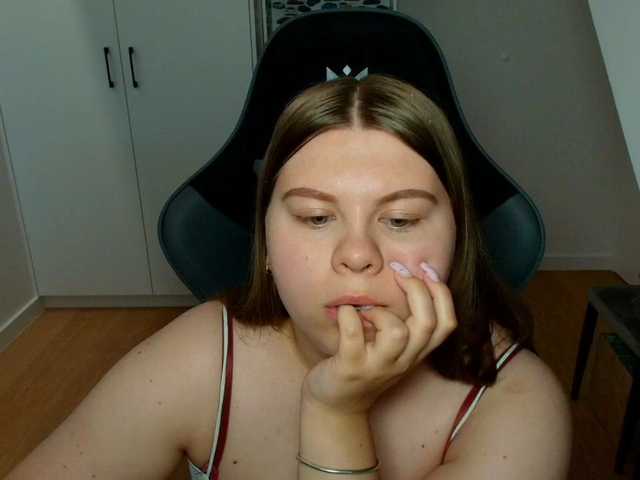 AbbyMint live webcam show