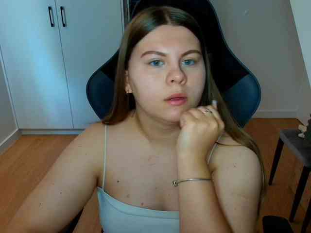 AbbyMint Live Webcam on BongaCams