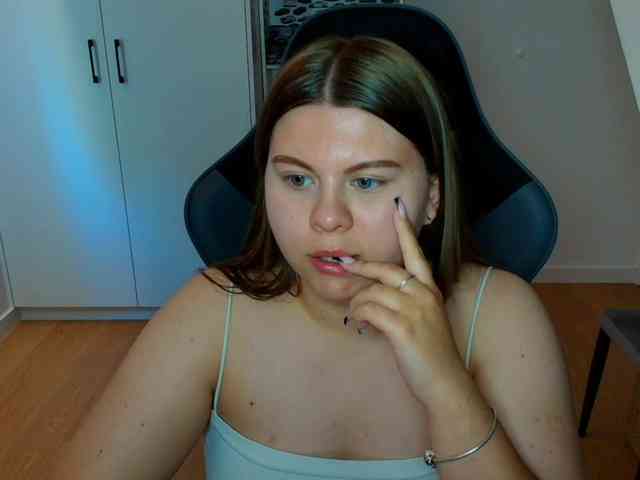 AbbyMint webcam