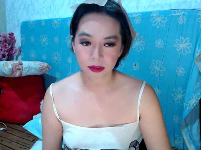 Born2Porn Sex Cam Show
