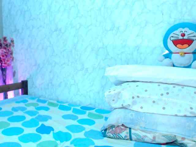 Born2Porn Sex Cam Show
