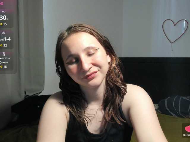 Christina-5 live cam on BongaCams