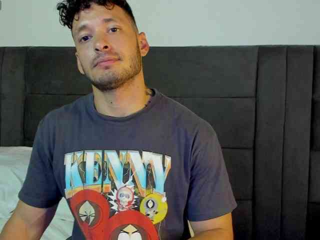 Alejandro2x Sex Cam Show