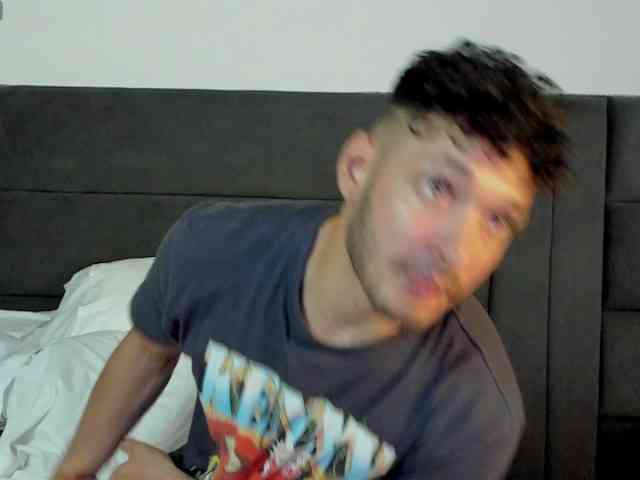 Alejandro2x Sex Cam Show