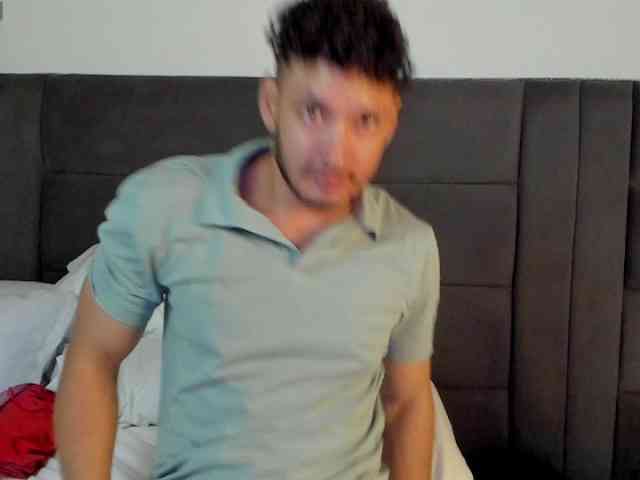 Alejandro2x Sex Cam Show