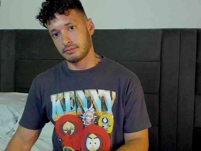 Alejandro2x Sex Cam Show