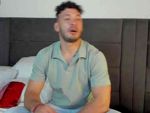 Alejandro2x Sex Cam Show