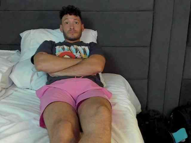 Alejandro2x Sex Cam Show