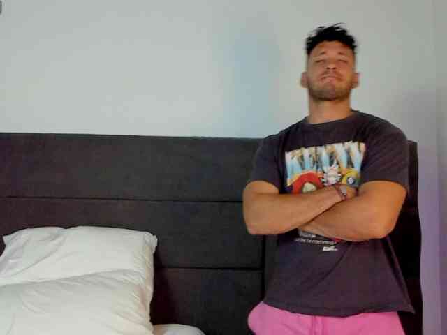 Alejandro2x Sex Cam Show