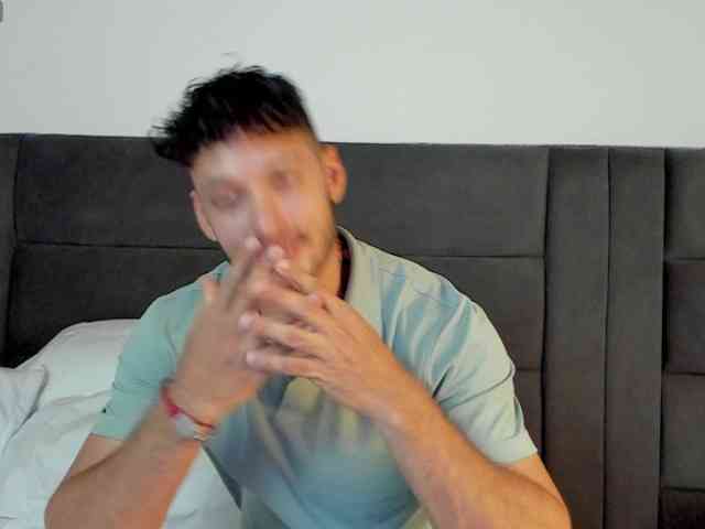 Alejandro2x Sex Cam Show