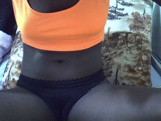 Cutteyslim9 live cam on BongaCams