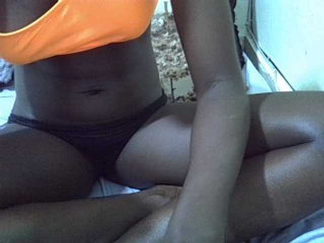 Cutteyslim9 live cam on BongaCams