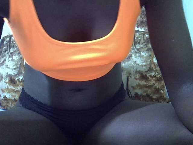 Cutteyslim9 live cam on BongaCams