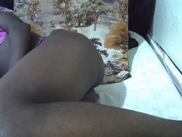 Cutteyslim9 live cam preview