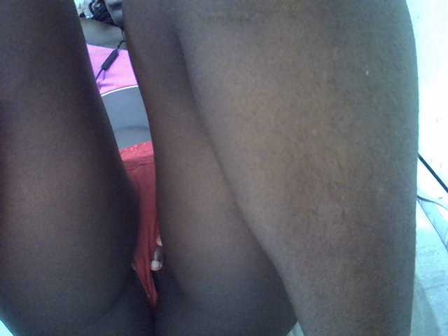 Cutteyslim9 live cam on BongaCams