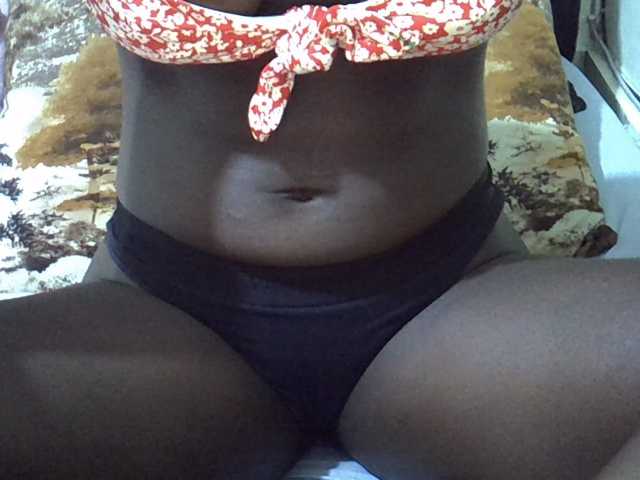 Cutteyslim9 live cam on BongaCams