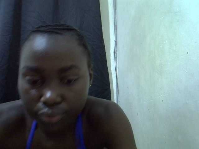 Cutteyslim9 live webcam show