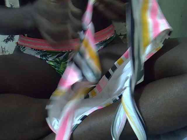 Cutteyslim9 webcam