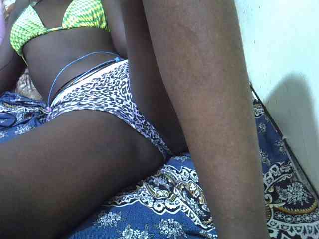 Cutteyslim9 webcam