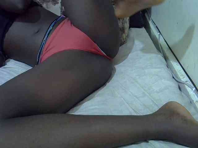 Cutteyslim9 webcam