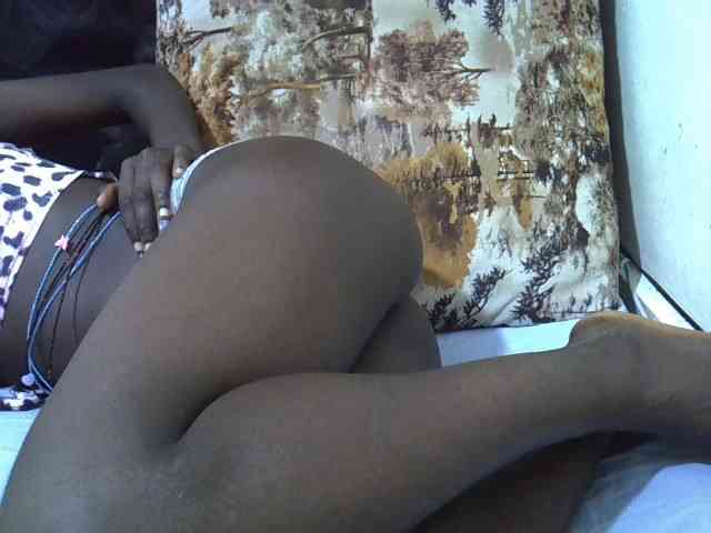 Cutteyslim9 webcam