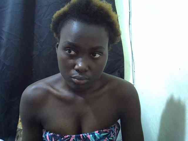 Cutteyslim9 webcam