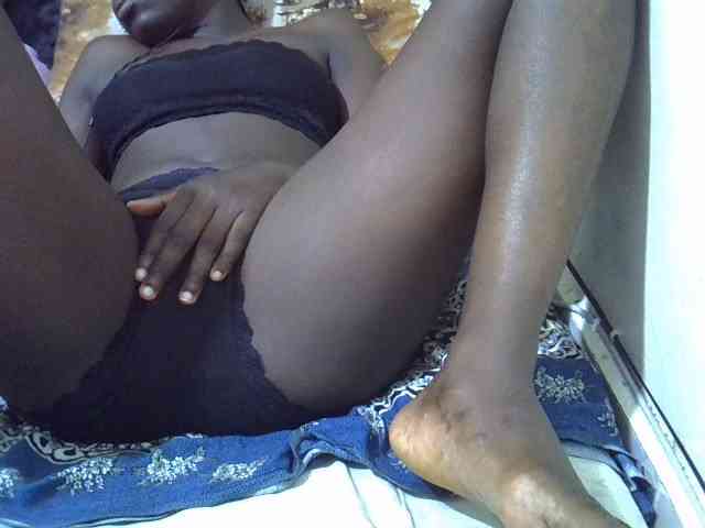Cutteyslim9 webcam