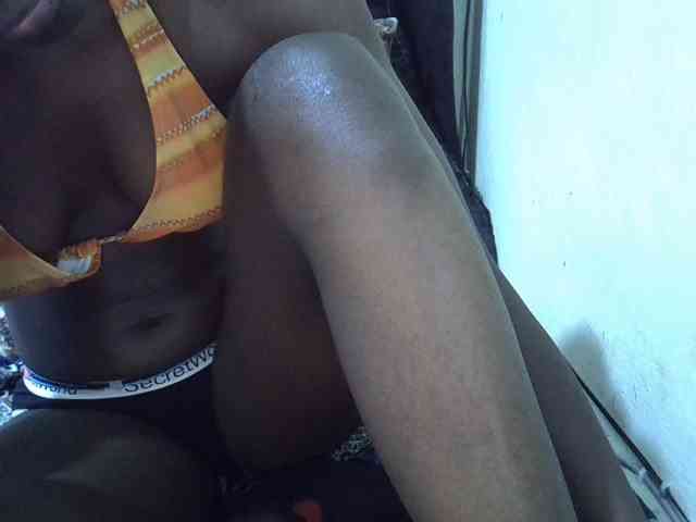 Cutteyslim9 webcam