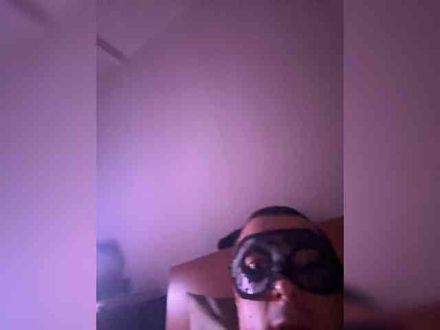 AlexAngela webcam
