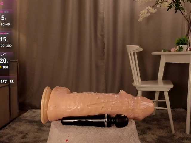 KarenLowe live webcam show