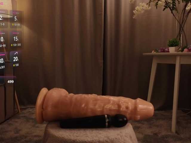 KarenLowe live cam on BongaCams