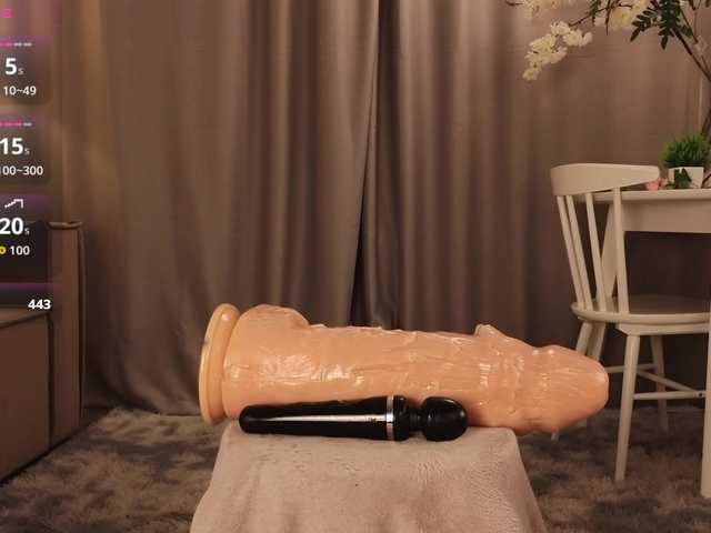KarenLowe live cam on BongaCams