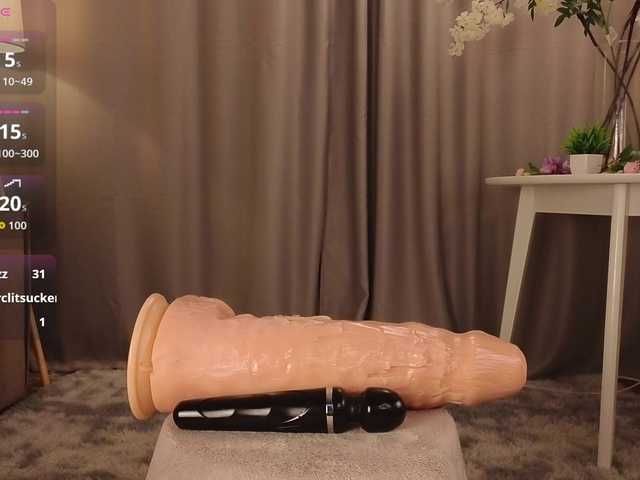 KarenLowe live cam on BongaCams