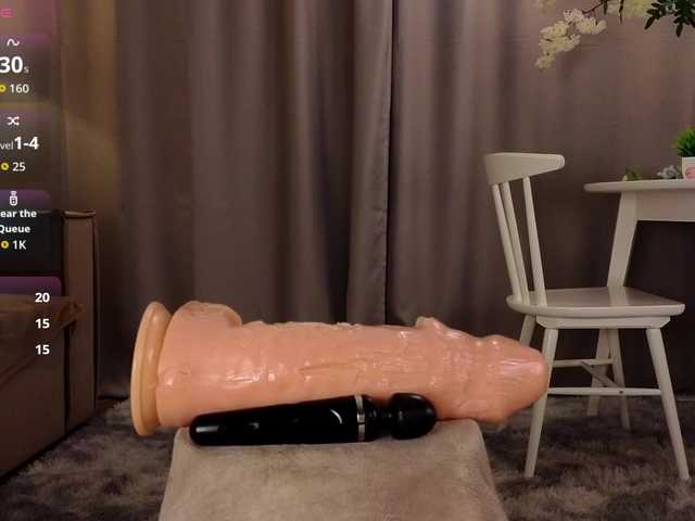 KarenLowe live cam on BongaCams