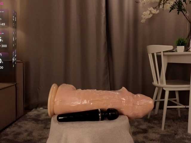 KarenLowe live cam on BongaCams