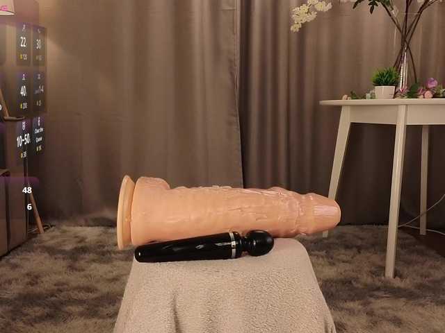KarenLowe live cam on BongaCams