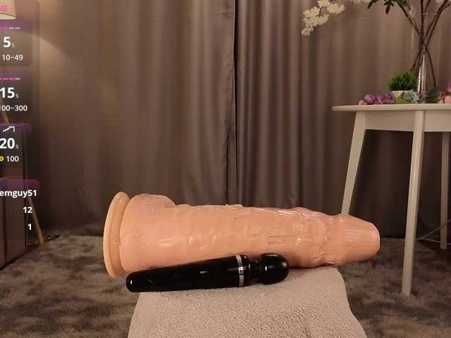KarenLowe live cam on BongaCams